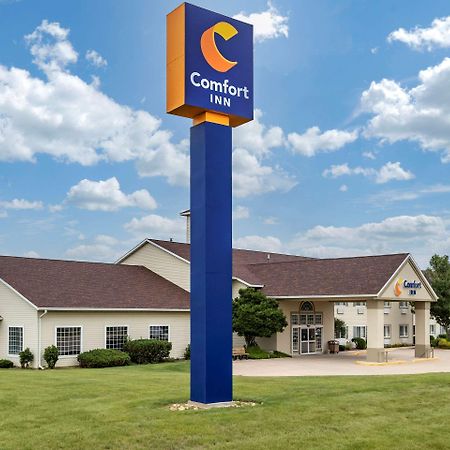 Comfort Inn Dyersville Near The Field Of Dreams Exterior foto
